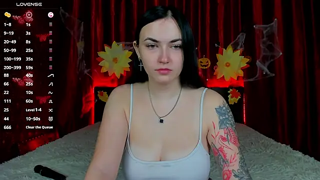 Witch Lady online show from 11/03/25, 07:20