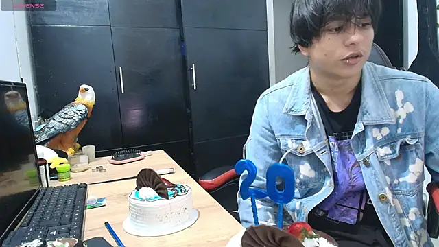 Snapshot of Haruto2001 chatting on 01/13/25, 11:06 Haruto2001 online show from 01/13/25, 11:06