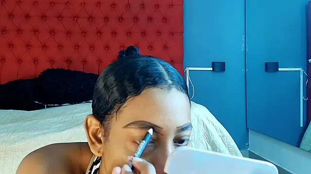 Snapshot of flavia_cruz chatting on 01/18/26, 07:17 flavia cruz online show from 01/18/26, 07:17