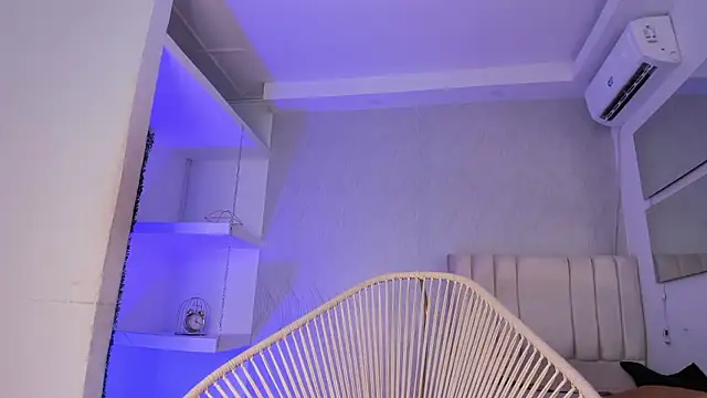 Snapshot of flavia_cruz chatting on 01/31/26, 07:23 flavia cruz online show from 01/31/26, 07:23