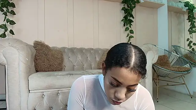 Snapshot of flavia_cruz chatting on 02/08/26, 07:17 flavia cruz online show from 02/08/26, 07:17