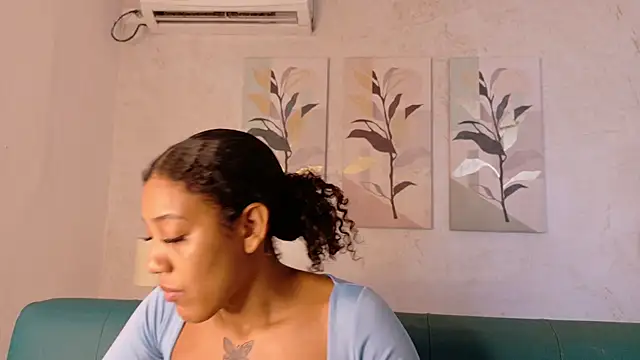 flavia cruz online show from 04/14/26, 12:22