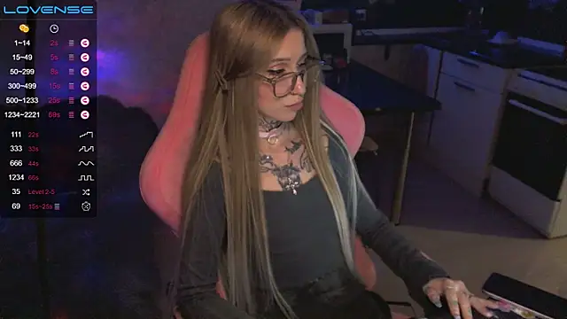 yngmilf online show from 03/13/25, 03:33