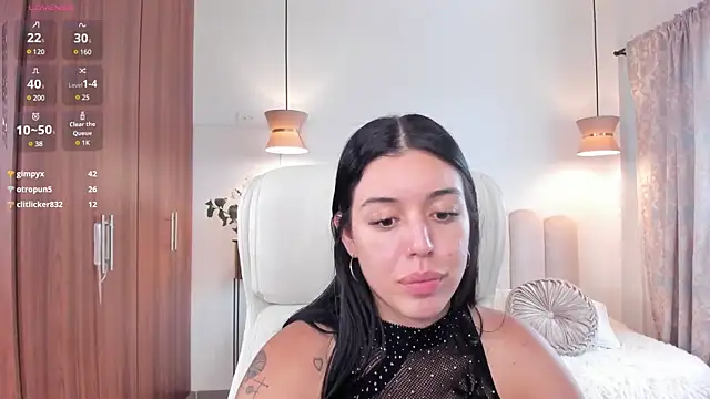 Snapshot of zoee_jackson chatting on 03/19/25, 07:06 zoee jackson online show from 03/19/25, 07:06