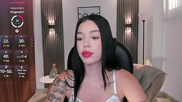 zoee jackson online show from 06/01/26, 07:37