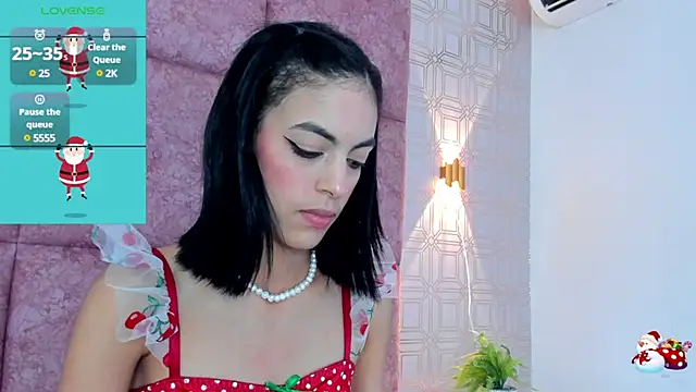 Snapshot of LilitRobins chatting on 12/15/24, 02:19 LilitRobins online show from 12/15/24, 02:19