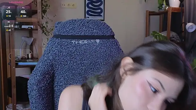 alicekiit online show from 11/14/25, 07:01