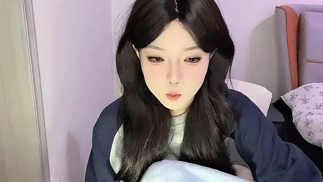 Snapshot of Q-ing chatting on 03/05/25, 09:38 Q-ing online show from 03/05/25, 09:38