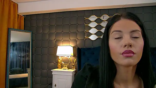 LeyaCass online show from 03/14/26, 04:18