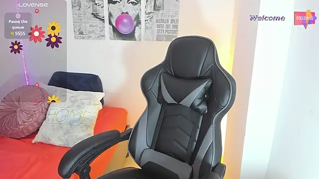 Snapshot of MEGANTARLY09 chatting on 01/23/25, 10:54 MEGANTARLY09 online show from 01/23/25, 10:54