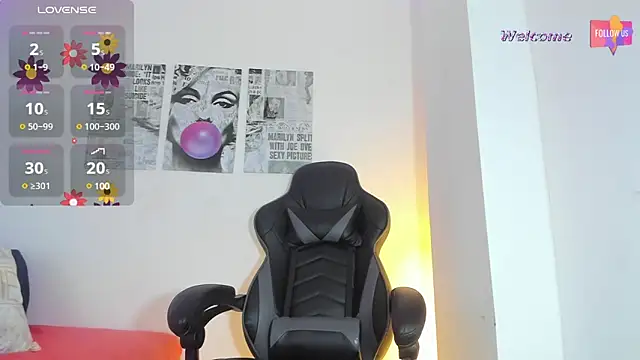 Snapshot of MEGANTARLY09 chatting on 01/24/25, 02:07 MEGANTARLY09 online show from 01/24/25, 02:07