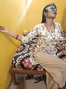 Snapshot of Rashili_Riya chatting on 09/16/25, 08:59 Rashili Riya online show from 09/16/25, 08:59