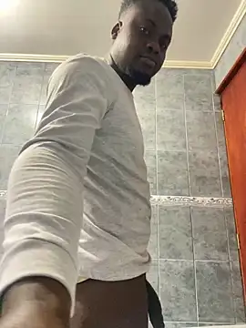 Snapshot of Andricastro chatting on 12/15/24, 10:39 Andricastro online show from 12/15/24, 10:39