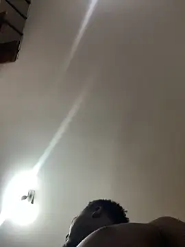 Snapshot of Andricastro chatting on 12/18/24, 12:21 Andricastro online show from 12/18/24, 12:21