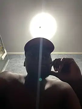 Snapshot of Andricastro chatting on 01/10/25, 01:42 Andricastro online show from 01/10/25, 01:42