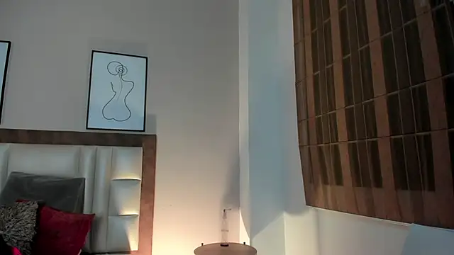 SabrinaWarrenn online show from 01/28/25, 12:00