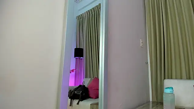 SabrinaWarrenn online show from 02/03/25, 11:53