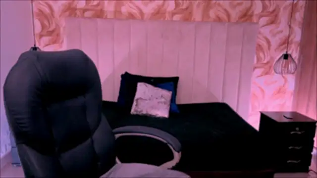 Xisu  online show from 04/12/26, 04:39