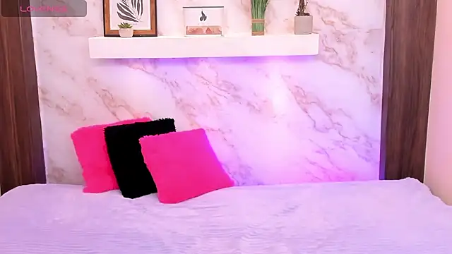 AmyBarton02 online show from 04/04/26, 05:21