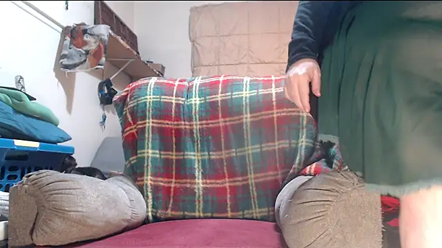 ladyscarlotta online show from 10/27/25, 10:14