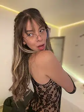 AmmyCollinsW online show from 10/26/25, 10:25