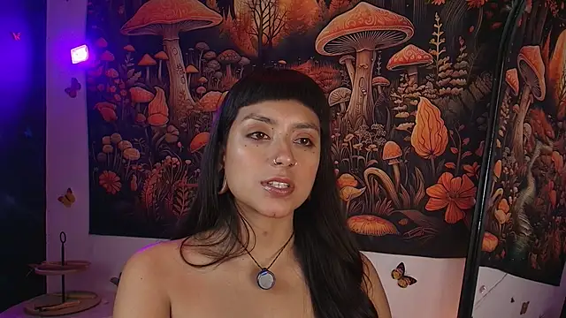 6Briela9  online show from 04/11/26, 08:51