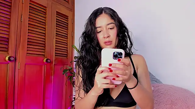 Snapshot of _NATAHSA_ chatting on 03/11/25, 05:02 NATAHSA online show from 03/11/25, 05:02