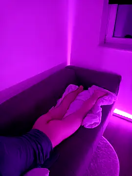 gostos  oo online show from 10/06/25, 02:42