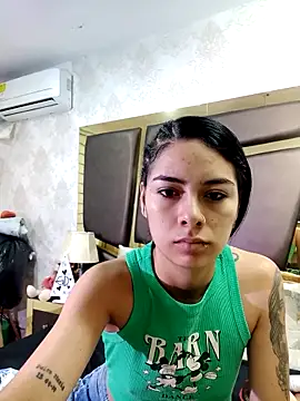 NicoleEsposito online show from 03/18/26, 01:14