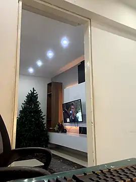 Snapshot of _tony8 chatting on 12/05/25, 04:03 tony8 online show from 12/05/25, 04:03