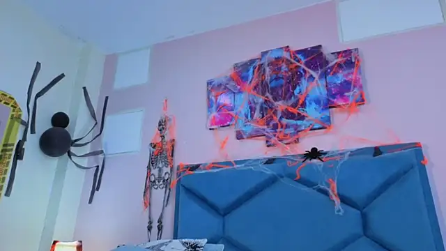 Snapshot of Kaataleya_horny chatting on 10/23/25, 04:56 Kaataleya horny online show from 10/23/25, 04:56