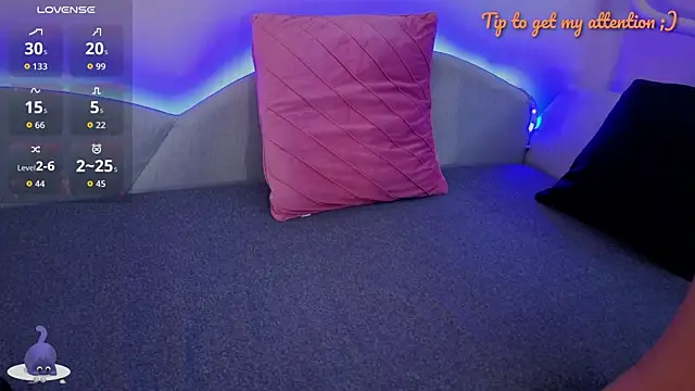 MysticMia online show from 11/03/25, 11:55