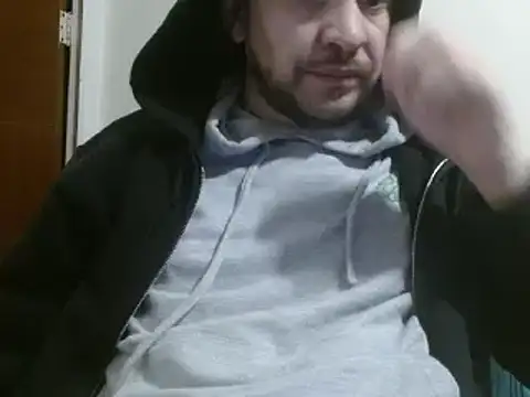 Snapshot of camiloking1720 chatting on 02/19/25, 09:50 camiloking1720 online show from 02/19/25, 09:50