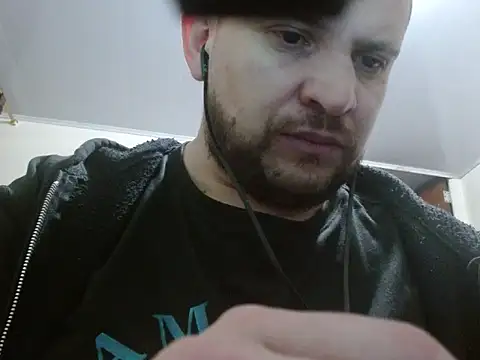 camiloking1720 online show from 02/16/26, 07:54