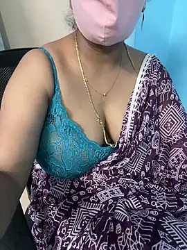 Snapshot of sajeetha chatting on 04/16/26, 12:33 sajeetha online show from 04/16/26, 12:33