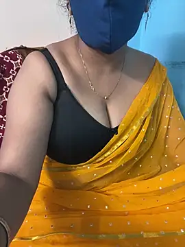 Snapshot of sajeetha chatting on 04/25/26, 02:36 sajeetha online show from 04/25/26, 02:36
