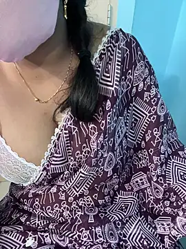 Snapshot of sajeetha chatting on 05/01/26, 04:00 sajeetha online show from 05/01/26, 04:00
