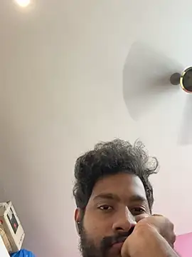 Snapshot of hardfukr0088 chatting on 12/11/24, 06:52 hardfukr0088 online show from 12/11/24, 06:52