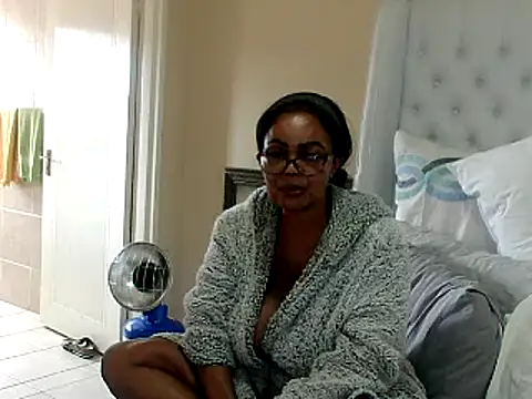 Carocurvy online show from 03/17/25, 09:12