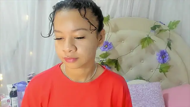 Snapshot of brithany_rousee chatting on 12/30/24, 12:09 brithany rousee online show from 12/30/24, 12:09