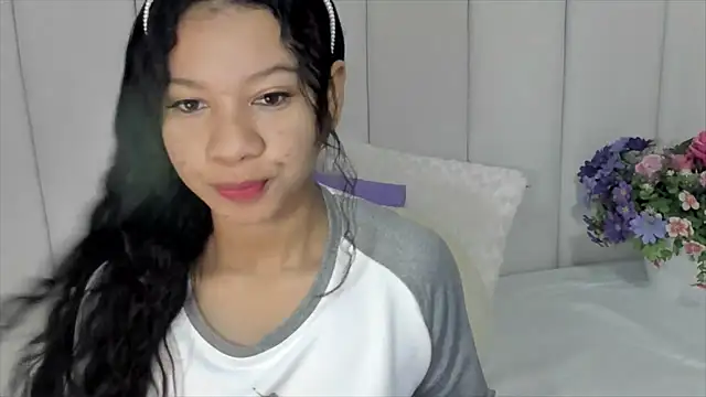 Snapshot of brithany_rousee chatting on 02/05/25, 07:20 brithany rousee online show from 02/05/25, 07:20