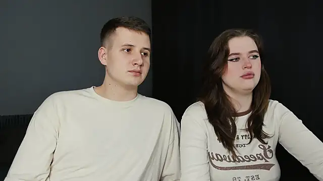 Snapshot of Pinku_kitsune chatting on 03/20/25, 09:02 Pinku kitsune online show from 03/20/25, 09:02