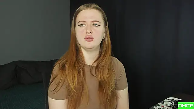 Pinku kitsune online show from 11/17/25, 09:37