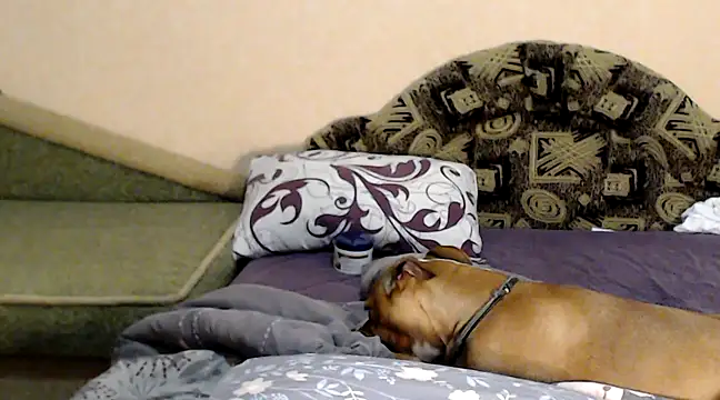 Snapshot of Tayagirl chatting on 03/12/25, 10:39 Tayagirl online show from 03/12/25, 10:39