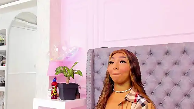 HaileeRoberts online show from 04/04/26, 12:24