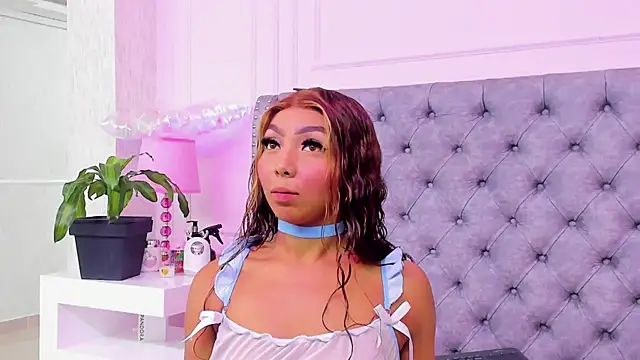 HaileeRoberts online show from 07/06/26, 12:35