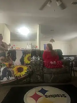 Snapshot of Sierra_bbyx chatting on 02/10/26, 02:54 Sierra bbyx online show from 02/10/26, 02:54