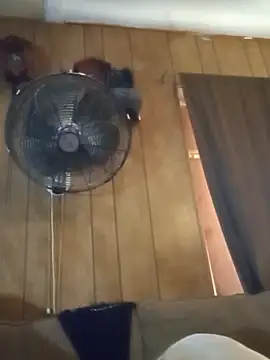 Snapshot of luke_thighwalker2469 chatting on 12/21/24, 03:31 luke thighwalker2469 online show from 12/21/24, 03:31