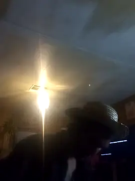 Snapshot of luke_thighwalker2469 chatting on 12/22/24, 03:33 luke thighwalker2469 online show from 12/22/24, 03:33