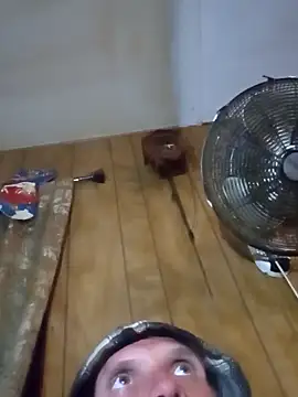 Snapshot of luke_thighwalker2469 chatting on 12/29/24, 08:33 luke thighwalker2469 online show from 12/29/24, 08:33